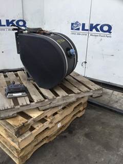 Kenworth T680 DEF Tank