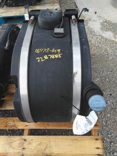 Kenworth T680 DEF Tank