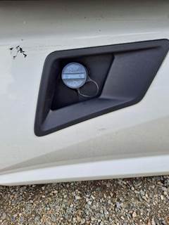 Kenworth T680 DEF Tank