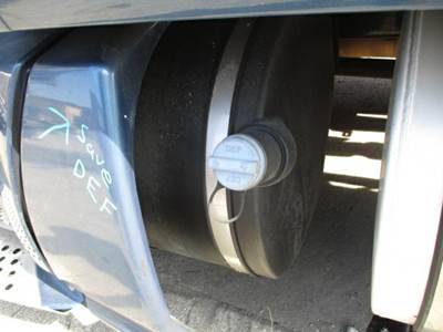 Kenworth T680 DEF Tank