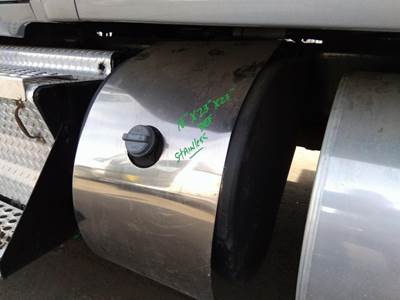 Kenworth T680 Left DEF Tank