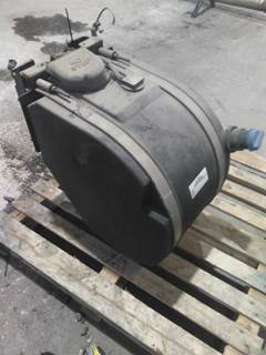 Kenworth T680 DEF Tank