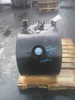 Kenworth T680 DEF Tank