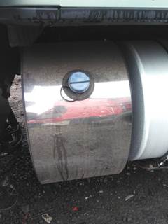 Kenworth T680 DEF Tank