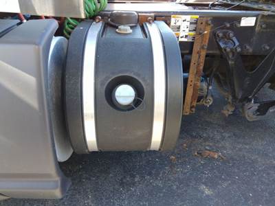 Kenworth T680 DEF Tank