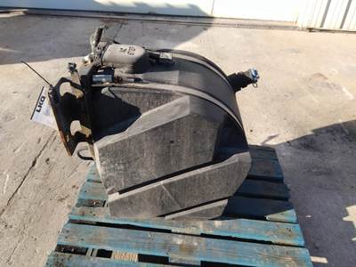 Kenworth T680 Left DEF Tank