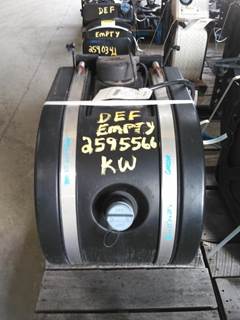 Kenworth T680 DEF Tank