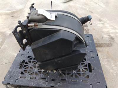 Kenworth T680 Left DEF Tank