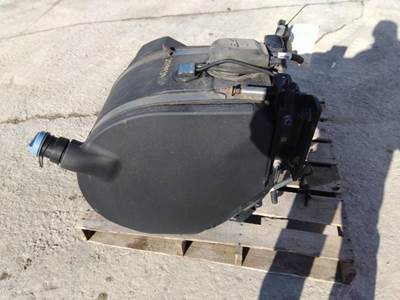 Kenworth T680 DEF Tank