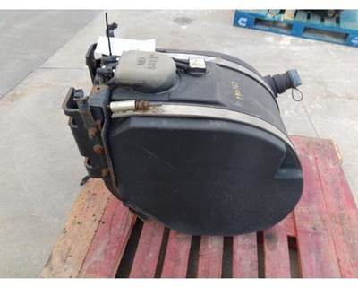 Kenworth T680 DEF Tank