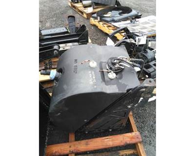 Kenworth T680 DEF Tank