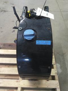 Mack Pinnacle CXU612 DEF Tank for a Mack CXU612