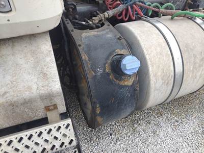 Mack Pinnacle CXU613 DEF Tank for a Mack CXU613