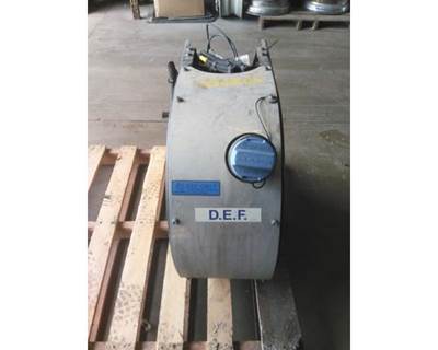 Mack Pinnacle CXU613 DEF Tank for a Mack CXU613