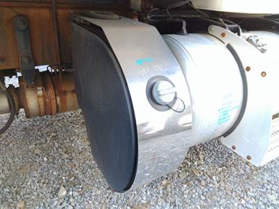 Peterbilt 337 DEF Tank