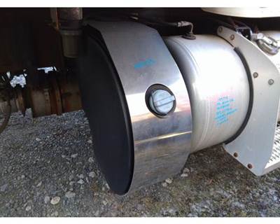 Peterbilt 337 DEF Tank