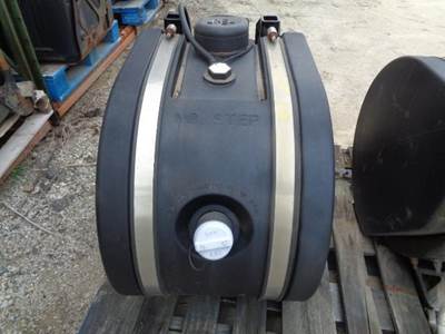 Peterbilt 386 DEF Tank