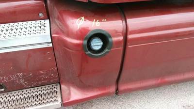 Peterbilt 386 Left DEF Tank