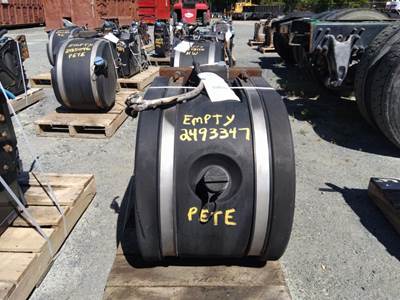 Peterbilt 386 DEF Tank