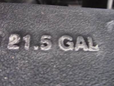 Peterbilt 389 DEF Tank