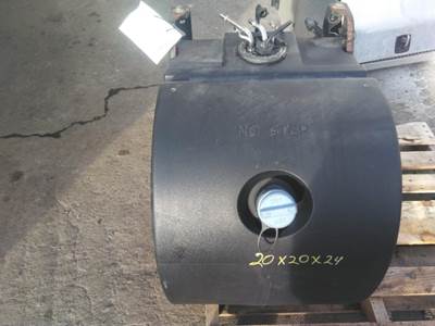 Peterbilt 567 DEF Tank