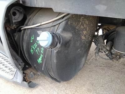 Peterbilt 579 Left DEF Tank