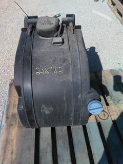 Peterbilt 579 DEF Tank