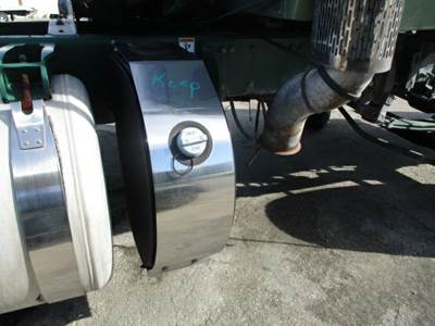 Peterbilt 579 Right DEF Tank
