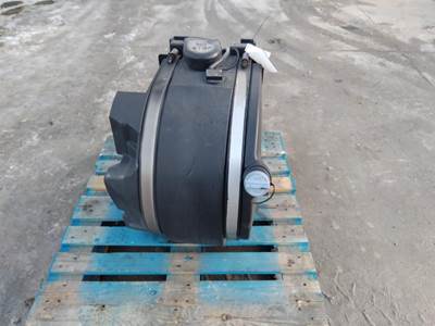 Peterbilt 579 Left DEF Tank