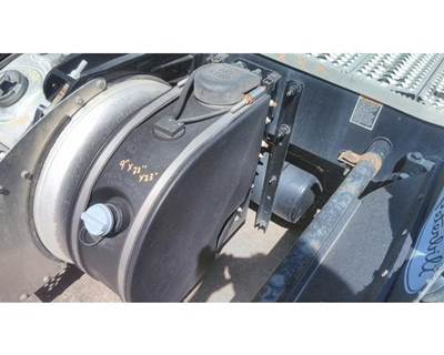 Peterbilt 579 Left DEF Tank