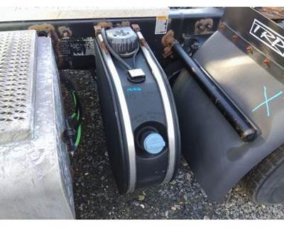 Peterbilt 579 Left DEF Tank