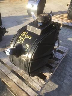 Peterbilt 587 DEF Tank