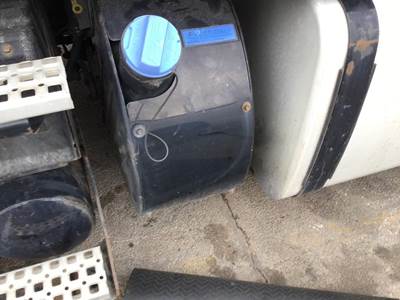 Volvo VNL Left DEF Tank