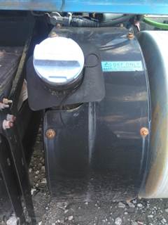 Volvo VNL DEF Tank