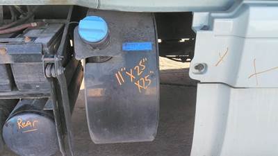 Volvo VNL Left DEF Tank