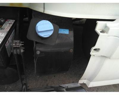 Volvo VNL Left DEF Tank