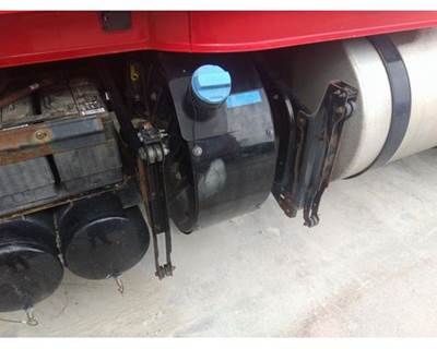 Volvo VNL Left DEF Tank
