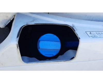 Volvo VNL Left DEF Tank