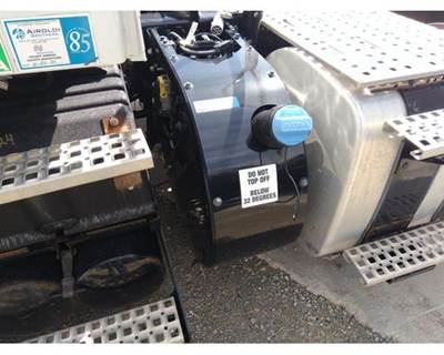 Volvo VNR DEF Tank