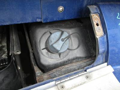 Western Star 5700 Left DEF Tank