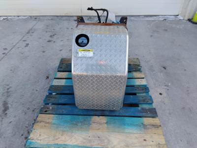 Western Star 5700XE DEF Tank