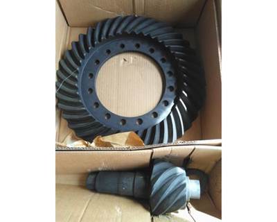 Eaton-Spicer 30DS Gear Pin & Nut Kit, Part # 95262