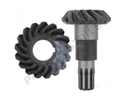 New Mack Differential Gear Set