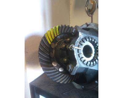 Dana/IHC RA474FR391 Front, Rear Differential Assembly for a Dana-Ihc RA474FR391