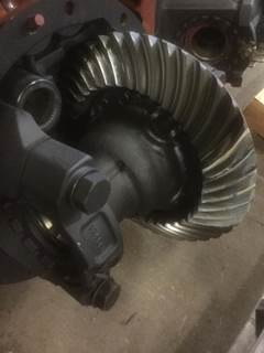 Eaton-Spicer D40156R293 Front Differential