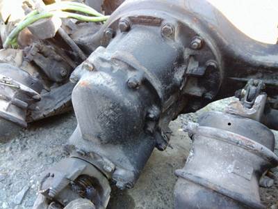 Eaton-Spicer DS404R325 Front Differential