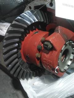 Eaton-Spicer DS404R355 Front Differential