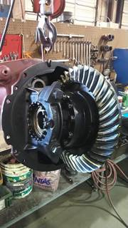 Meritor-Rockwell RD23160R373 Front Differential