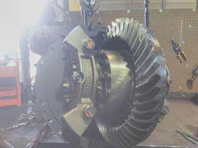 Meritor-Rockwell RD23160R563 Front Differential