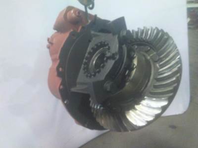 Meritor-Rockwell RD23160R614 Front Differential